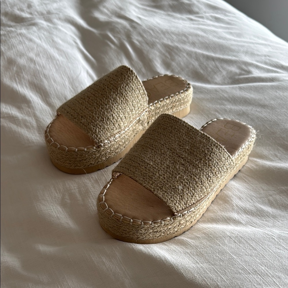 Women's Tan Platform Slide Sandals